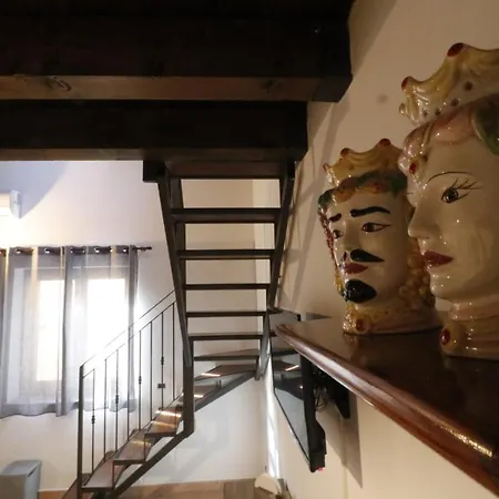 Casa Palazzo Reale-3